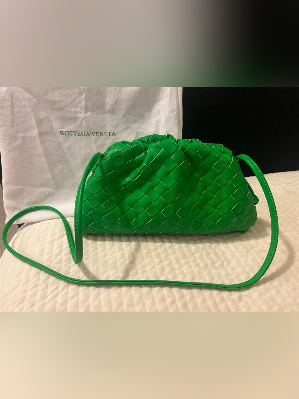 Bottega Veneta Pouch Mini Intrecciato Green Lambskin Leather Crossbody Bag